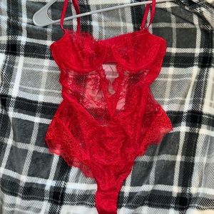 Red VS Lingerie
